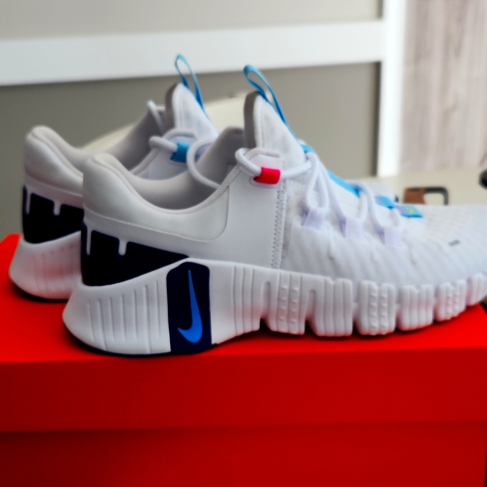 Nike Free Metcon 5 size 7.5 women's us
